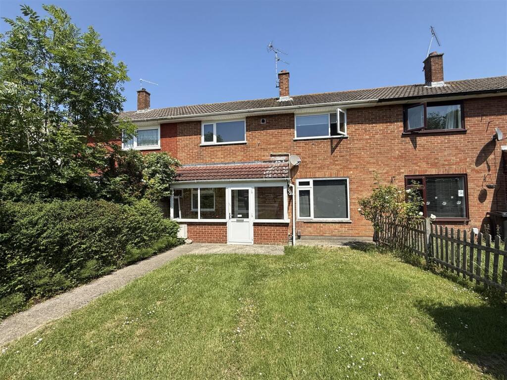 Main image of property: Queens Drive, Swindon