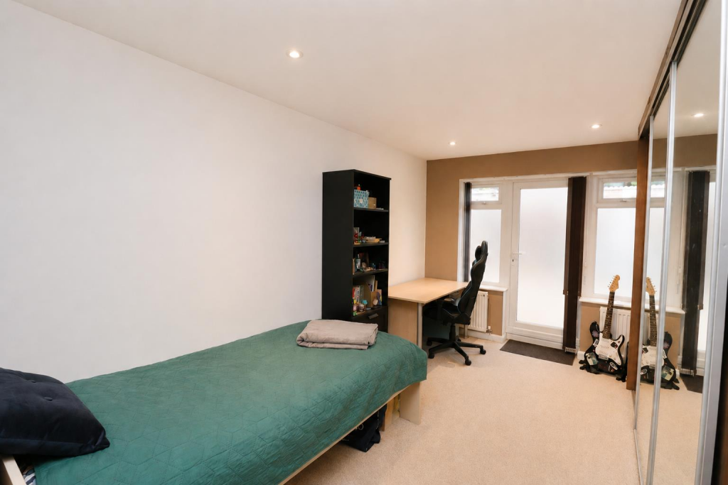 House in Guildford - More