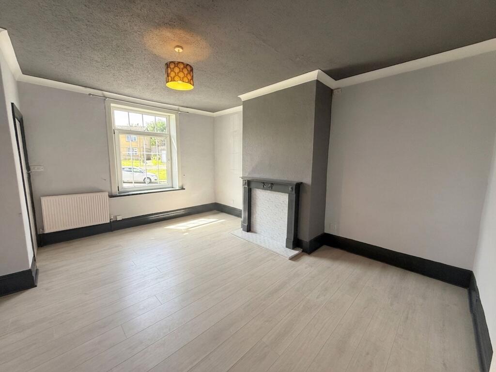Falcon Street, Huddersfield, HD4 - View 2