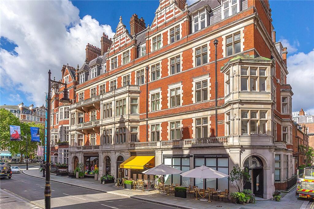 Main image of property: Carlos Place, Mayfair, London, W1K