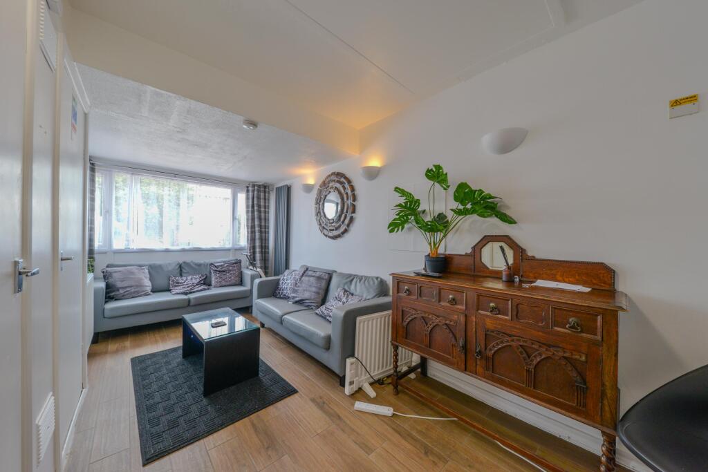 Wood Close, Hatfield, AL10 - View 5