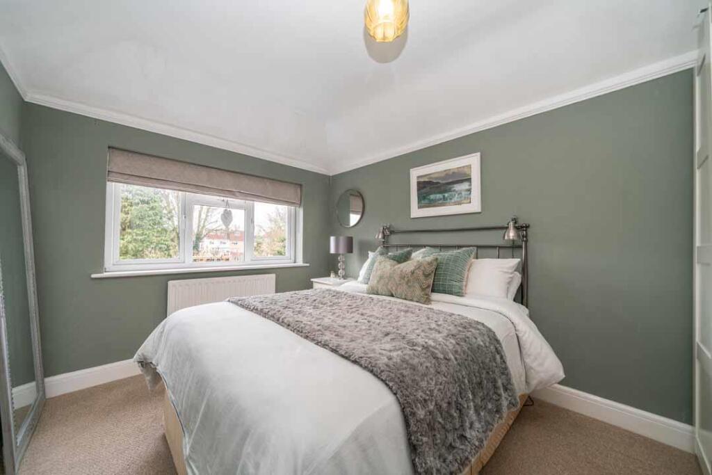 Oakdene Road, Watford photo 4