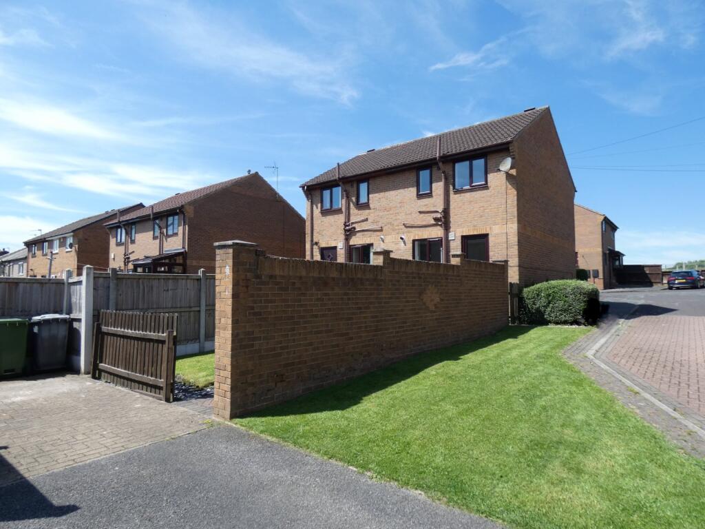 Main image of property: Brookfield View, Cleckheaton, BD19