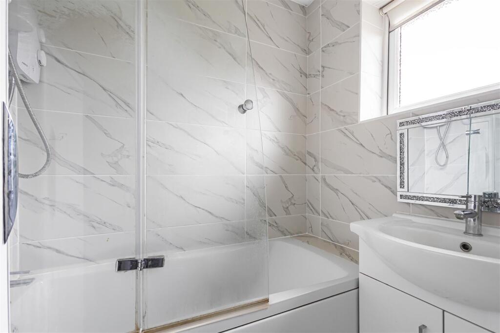 Additional image 12 of Harwood Close, Tewin, Welwyn