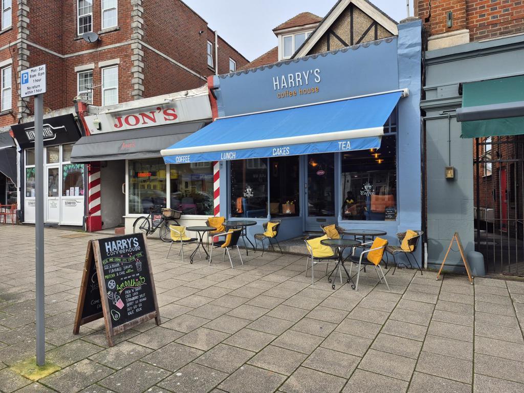 Main image of property: 52A Southbourne Grove, Southbourne, Bournemouth, Dorset