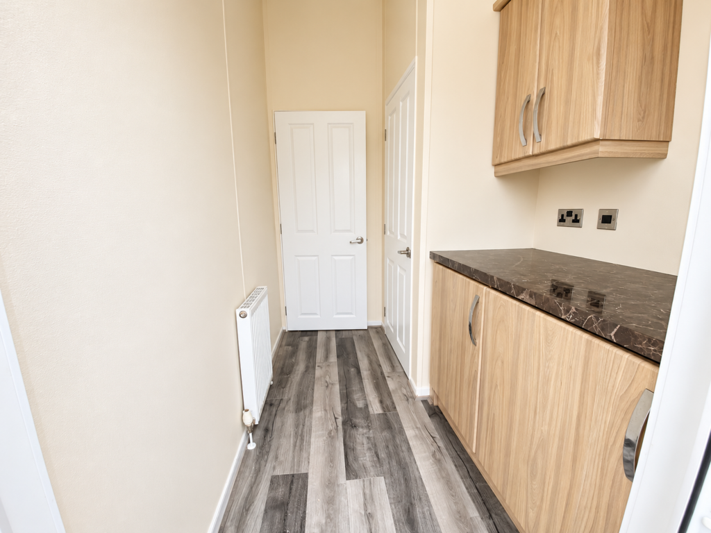 Heron Orchard Holiday Park, Frostley Gate, - More