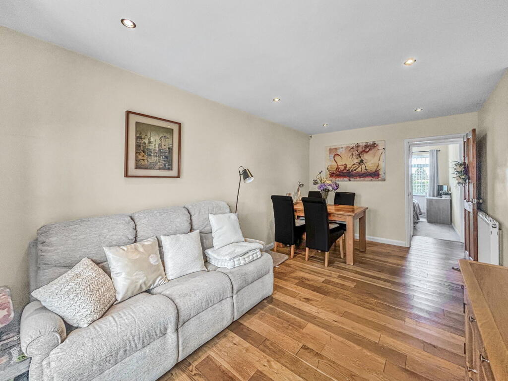 Avion Close, Meir Park, Stoke-on-Trent photo 4