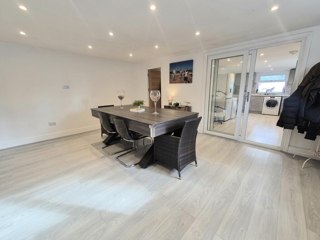 House in Calderdale, Bell Hall, King Cross - View 3