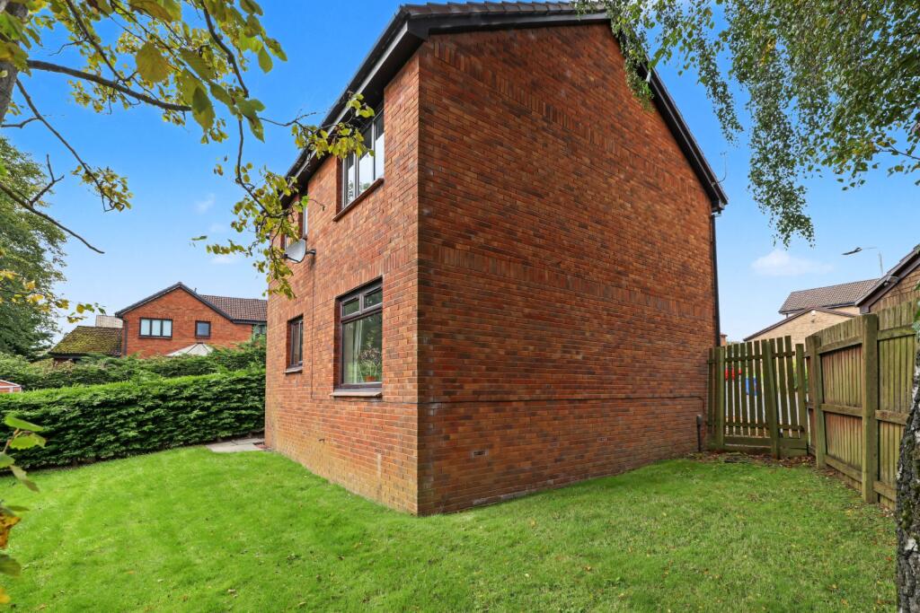 Thorndene, Elderslie, Renfrewshire, PA5 photo 3