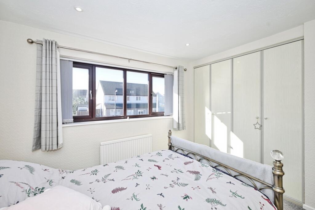 Bishop Crescent, Shepton Mallet, BA4 - View 4