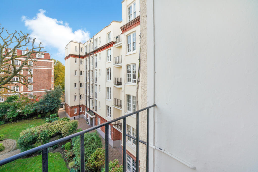 Apartment in London, City of Westminster - View 5