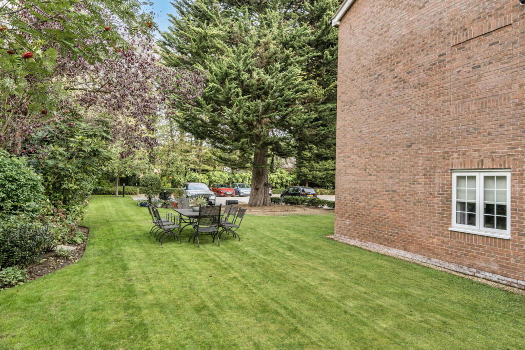 Additional image 14 of Warwick Road, Solihull, West Midlands, B91