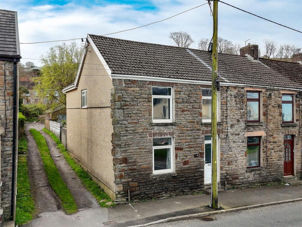 Main image of property: Station Road, Penclawdd, Swansea