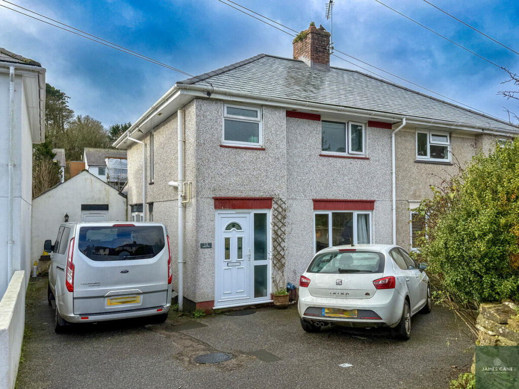 St. Georges Villas, Truro, TR1