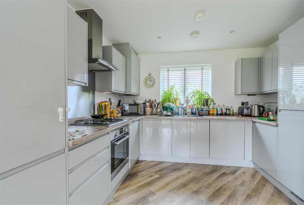 House in Tonbridge - View 4