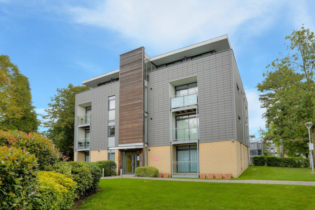 Magdalen Court, Newsom Place, St Albans, Hertfordshire, AL1