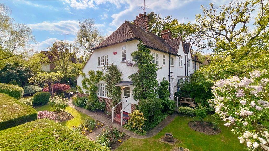 Main image of property: Oakwood Road, Hampstead Garden Suburb, NW11