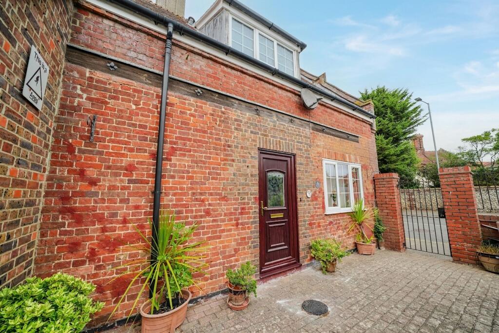 House in Norwich - View 2