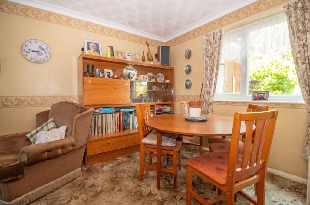 House in Waterlooville, Purbrook - View 4
