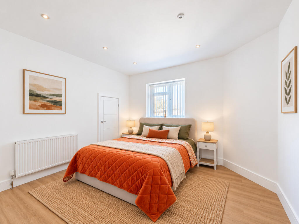 House in Sheffield, Butterthwaite, Shiregreen - More