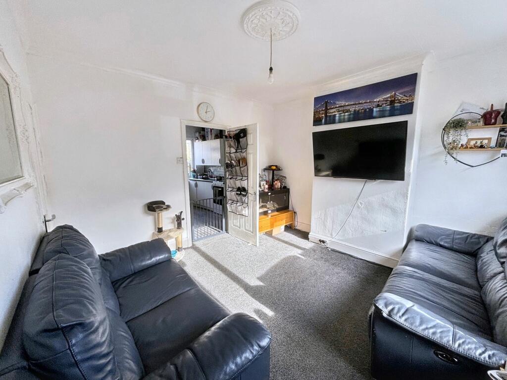 25 Collingwood Road photo 4