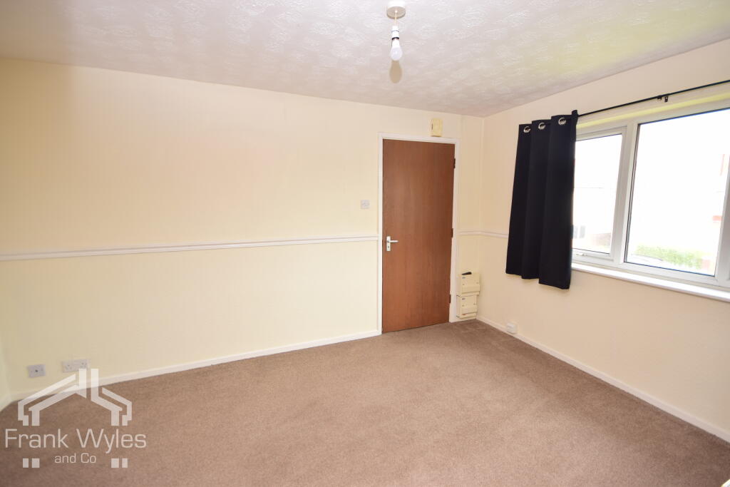 St. Davids Grove, Lytham St. Annes, Lancashire photo 4
