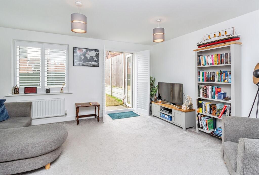 Dahl Close, Wellington, Telford, Shropshire, TF1 photo 2