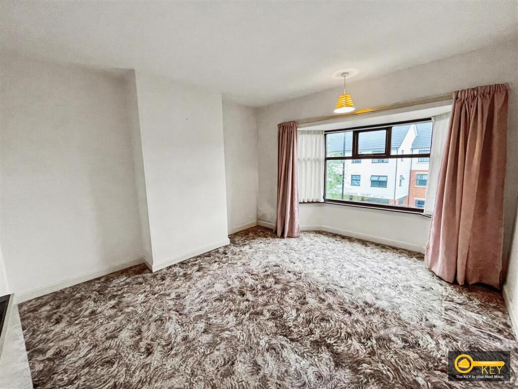 Queens Road, Nuneaton - More