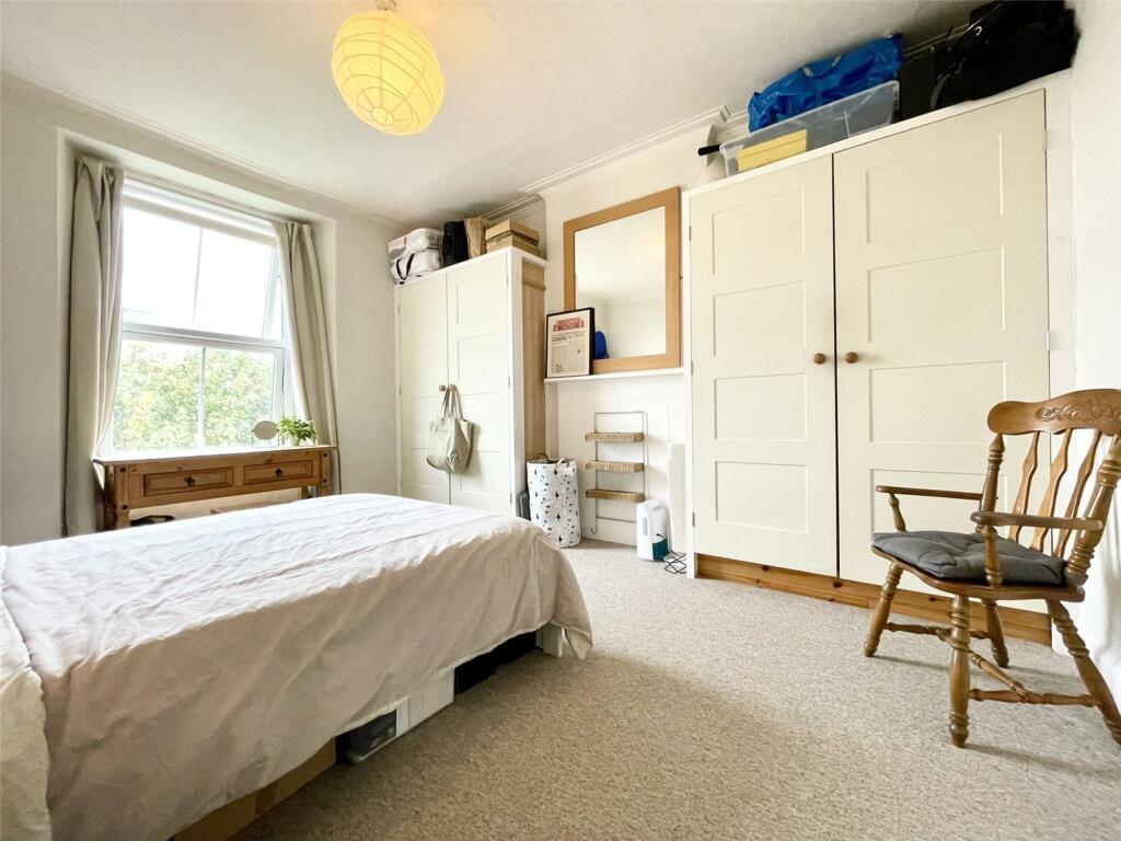 Apartment in Bristol - View 4