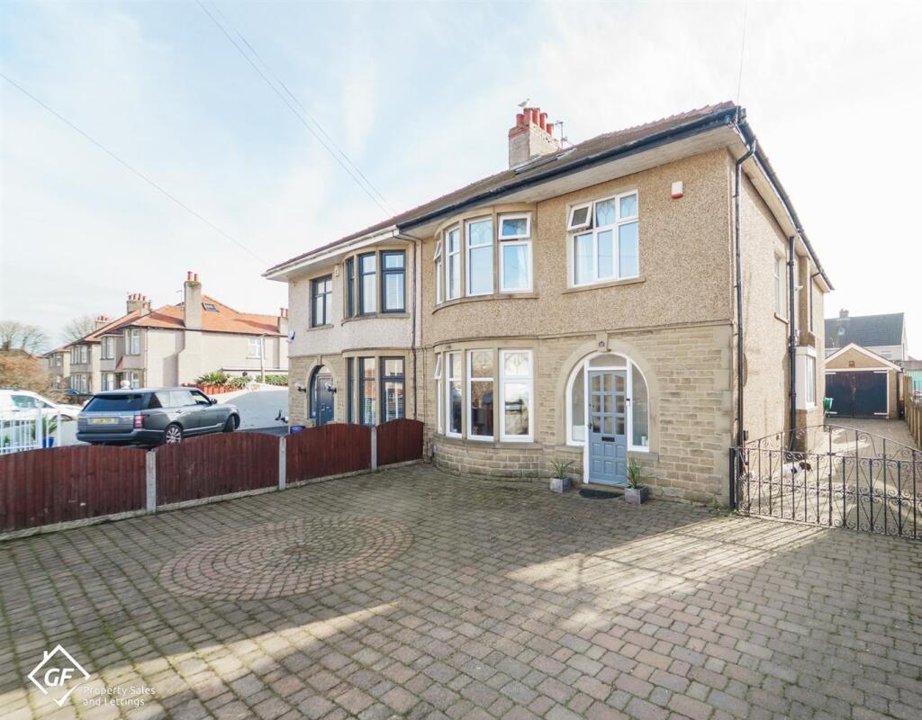 House in Lancaster - View 4