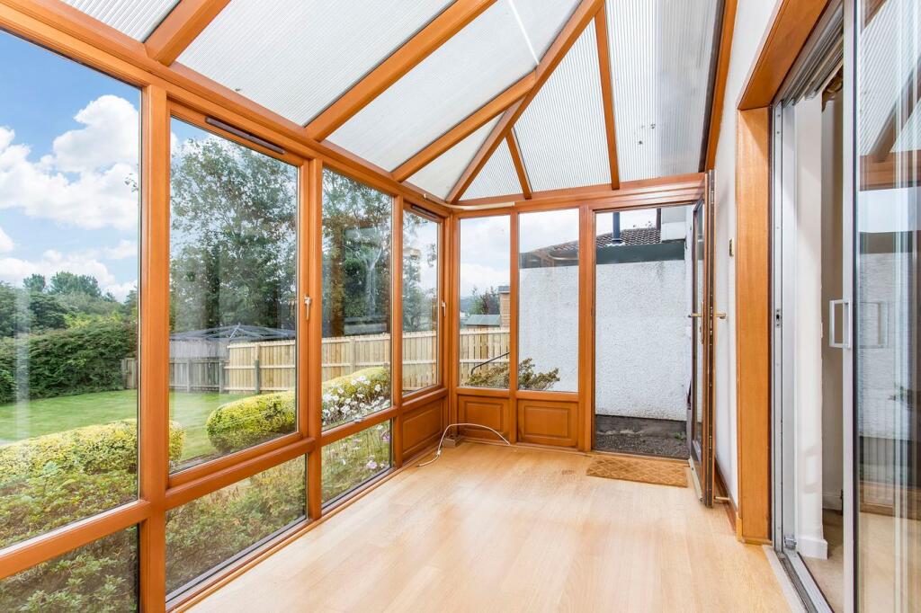 House in Perth - View 5