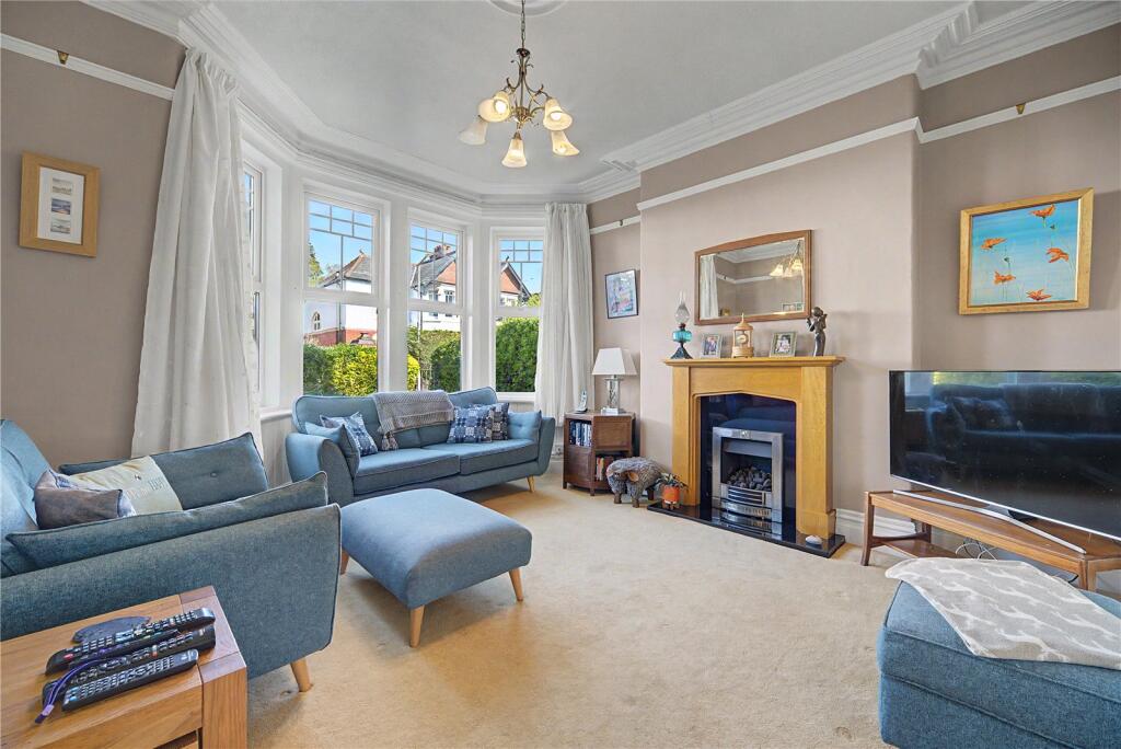 Bishops Road, Whitchurch, Cardiff, South Glamorgan, CF14 photo 4