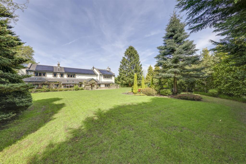 Additional image 8 of The Hollies, Alden Road, Helmshore, Rossendale - Over 9,000sqft - One Of Rossendale's Most Incredible Properties