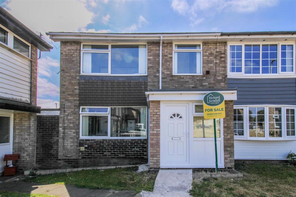 Main image of property: Town Green, Earlsheaton, Dewsbury