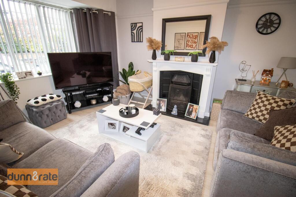 Clive Avenue, Baddeley Green, Stoke-On-Trent photo 4