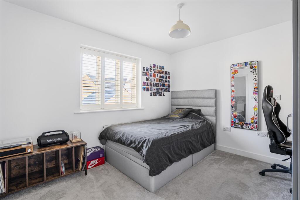 House in Cherwell, Launton - More