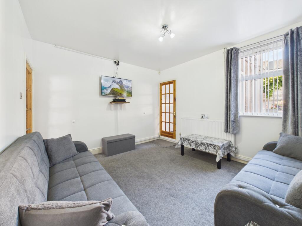 Provident Street, Normanton photo 3