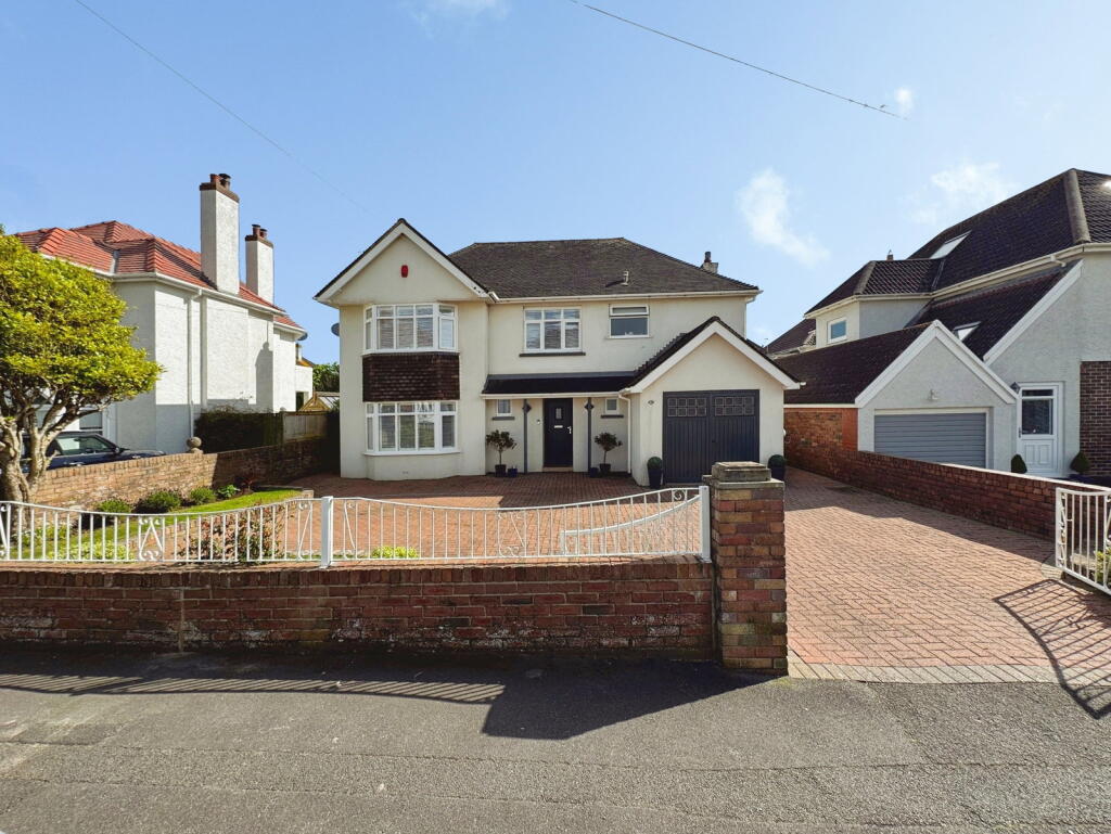 Main image of property: Victoria Avenue, Porthcawl, CF36 3EY