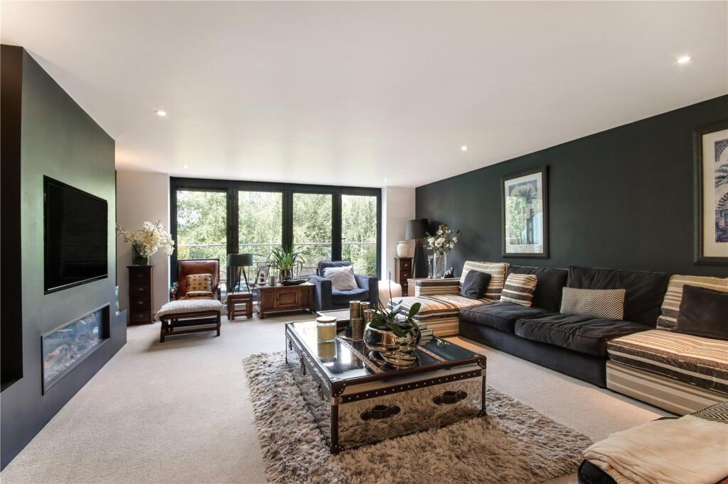 House in Tunbridge Wells, Kent - View 4