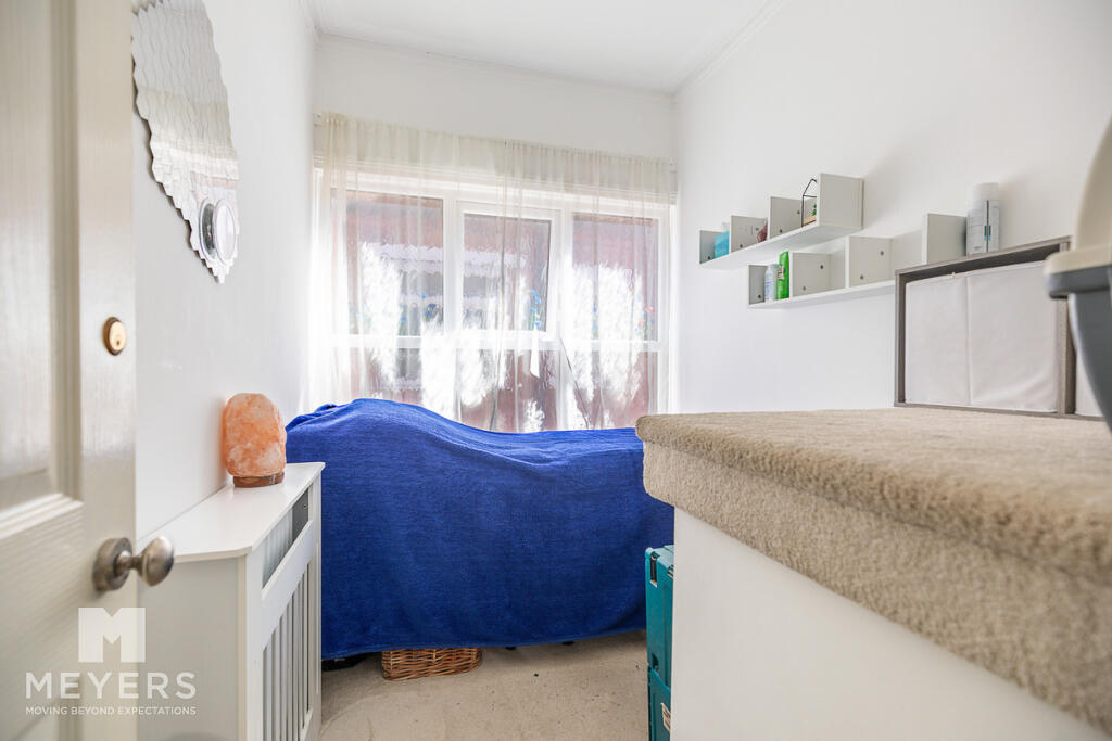 Apartment in Bournemouth, Charminster - More