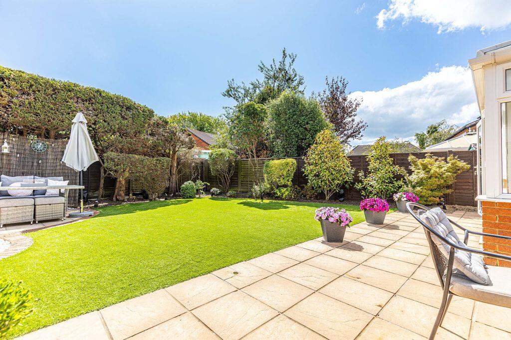 Sovereign Close, Littledown photo 5
