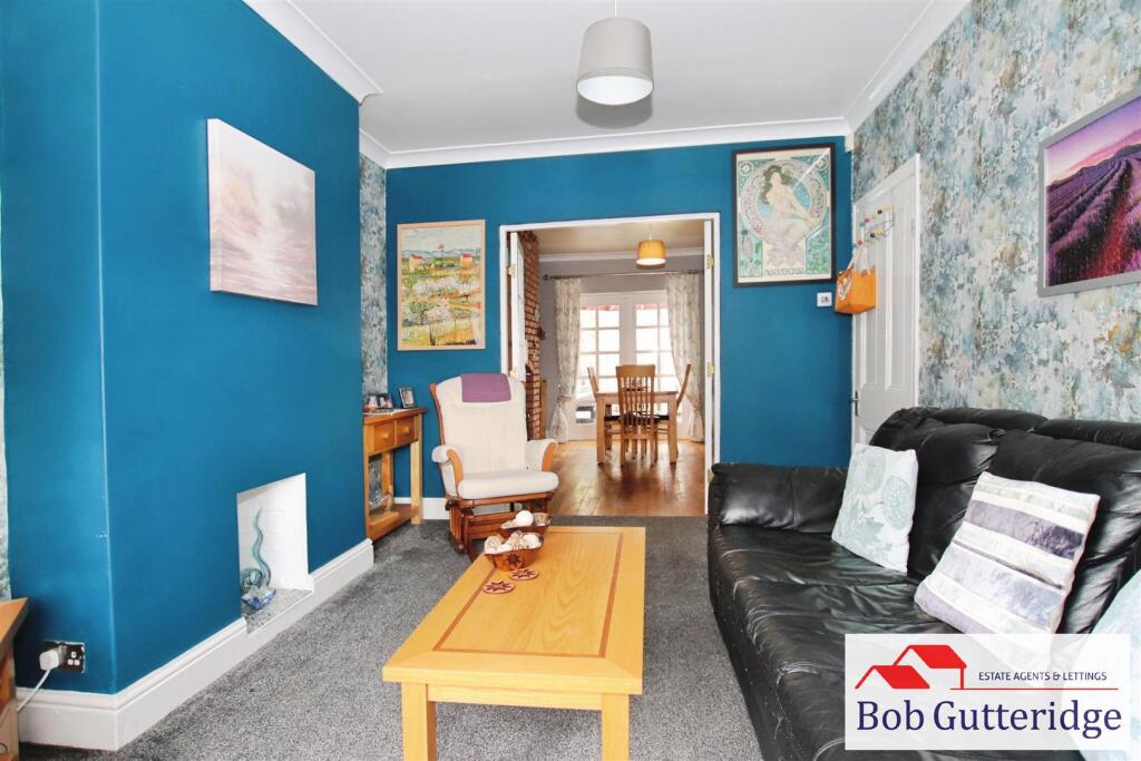 West View, Wolstanton, Newcastle photo 3