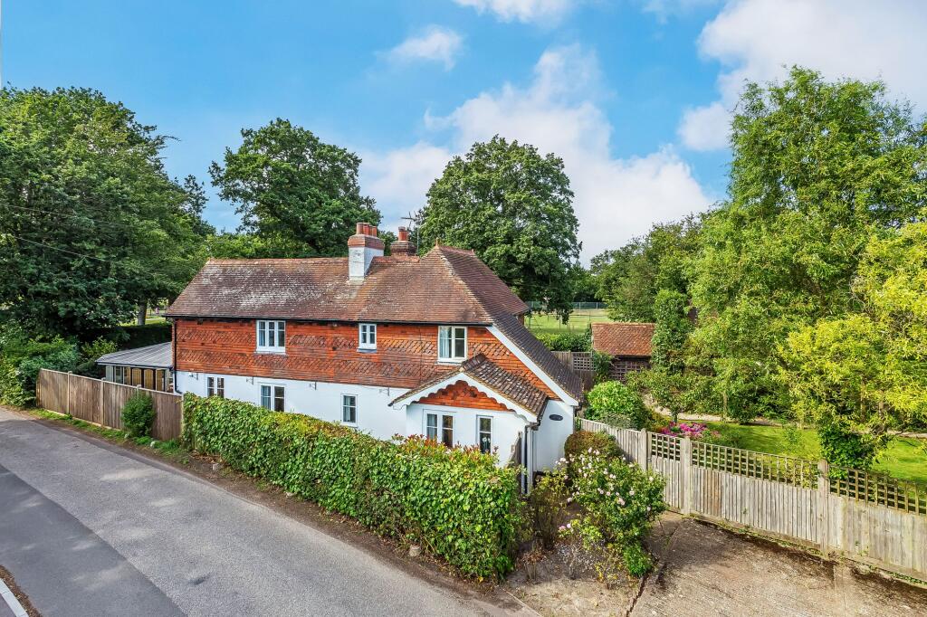 Main image of property: Hawkenbury Road, Tunbridge Wells, TN2
