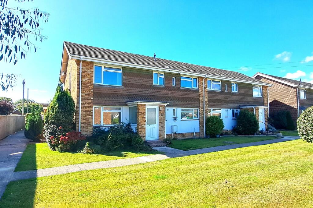 Main image of property: Aspen Place New Milton BH25 6NX