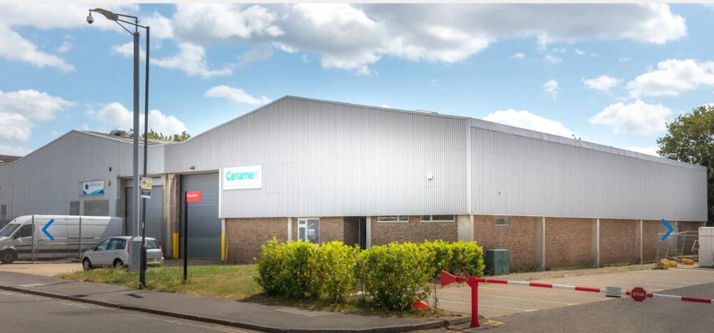 Main image of property: 477 Malton Avenue, Slough, SL1 4QU