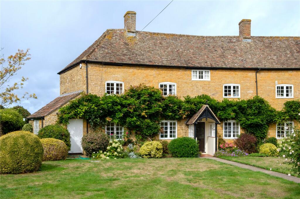 Main image of property: The Crescent, Compton Pauncefoot, Somerset, BA22