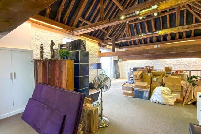 Tutt Antiques, Angel Street, Petworth, GU28 0BQ