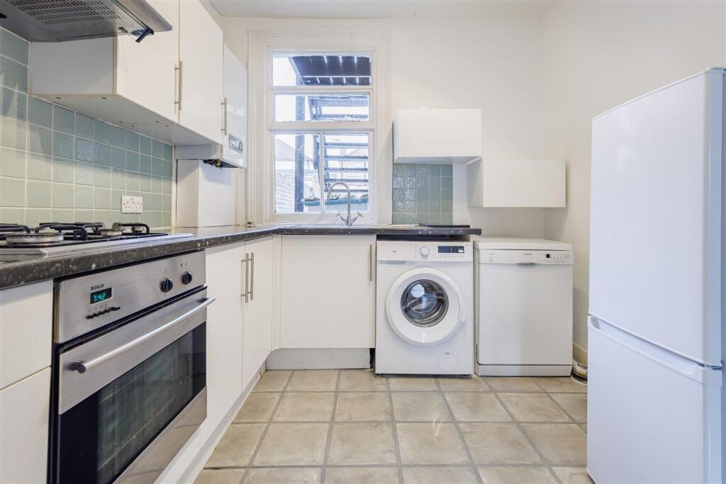 Stanley Road, Chingford - More