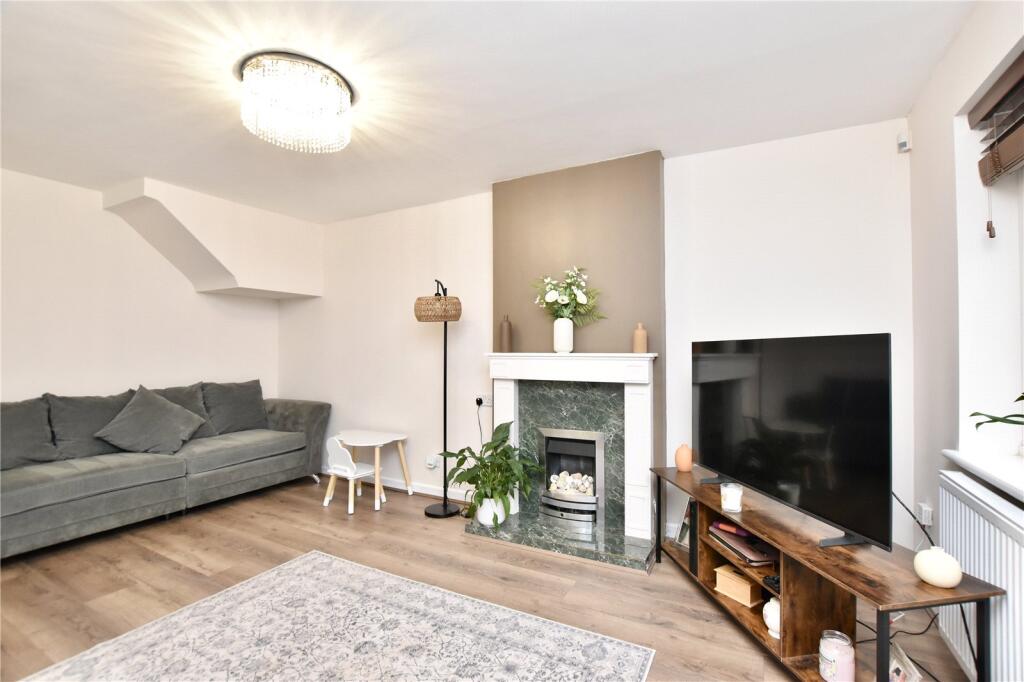House in Oldham, Lime Gate - View 4