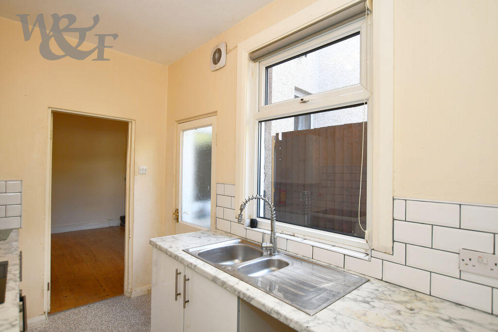 House in Birmingham, Stockland Green - More